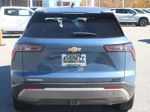 New 2026 Chevrolet Equinox LT image 6