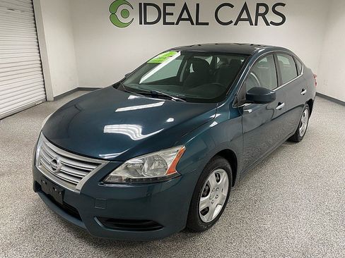 Used 2013 Nissan Sentra SV image 1