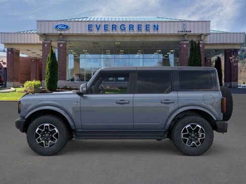 New 2025 Ford Bronco Outer Banks image 3