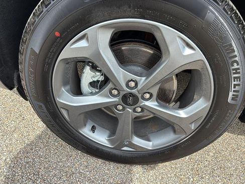 New 2026 Ford Escape ST-Line w/ Cold Weather Package image 9