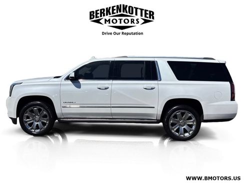 Used 2016 GMC Yukon XL Denali w/ Open Road Package AWD/4WD image 6