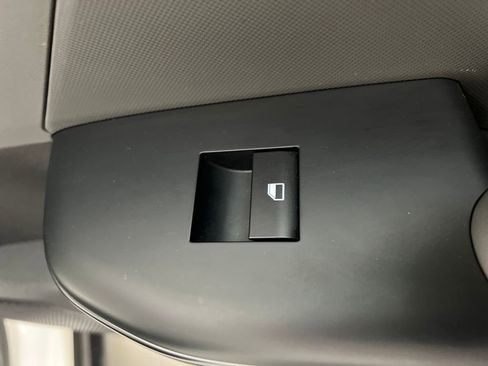 Used 2025 Kia K4 LXS image 17