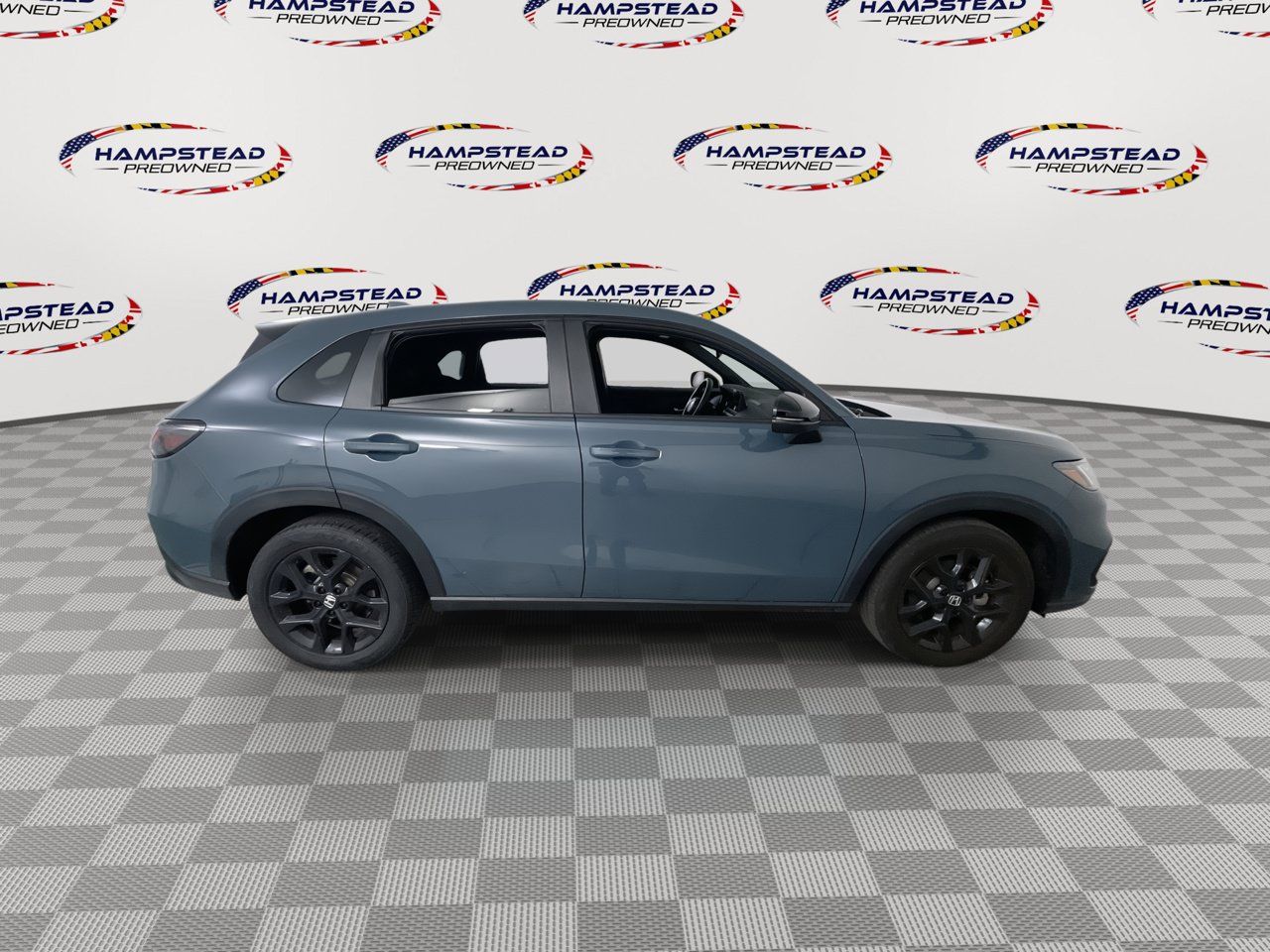 Used 2025 Honda HR-V Sport image 9