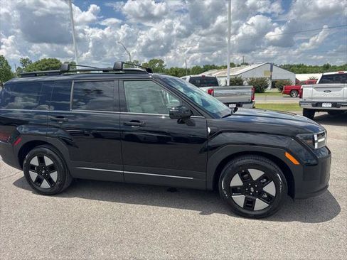 New 2026 Hyundai Santa Fe SEL FWD image 2