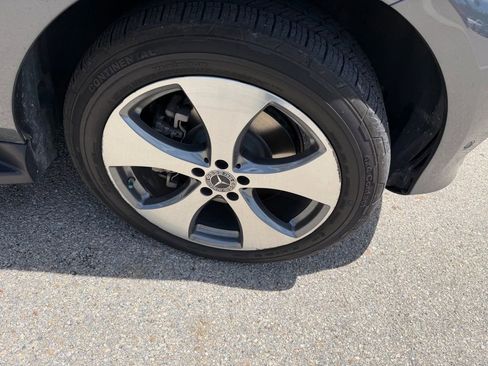 Used 2019 Mercedes-Benz GLE 400 4MATIC image 10
