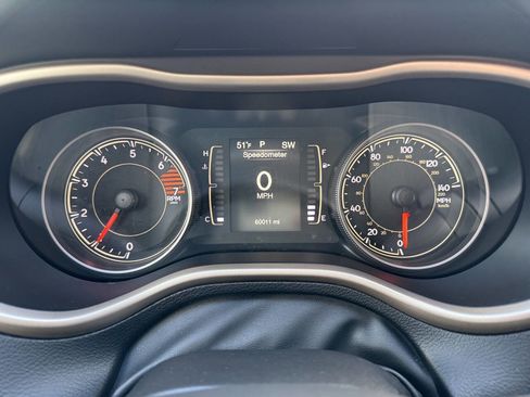 Used 2018 Jeep Cherokee Latitude image 20