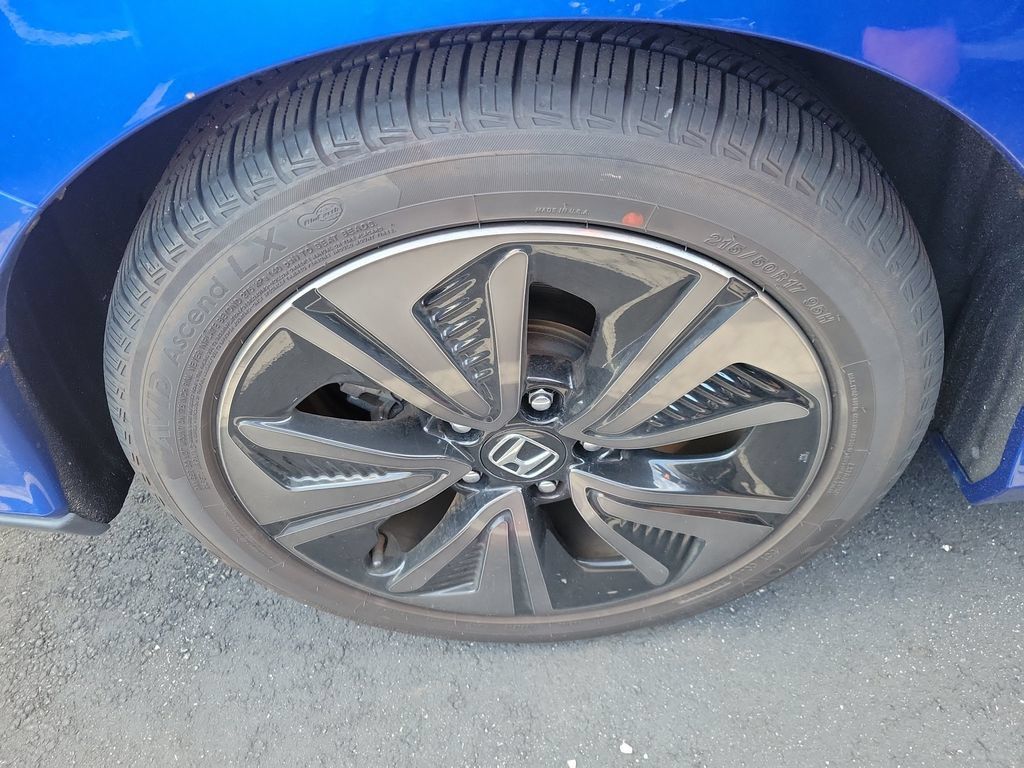 Certified 2017 Honda Civic EX image 12