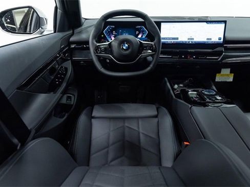 New 2026 BMW 530i xDrive image 4