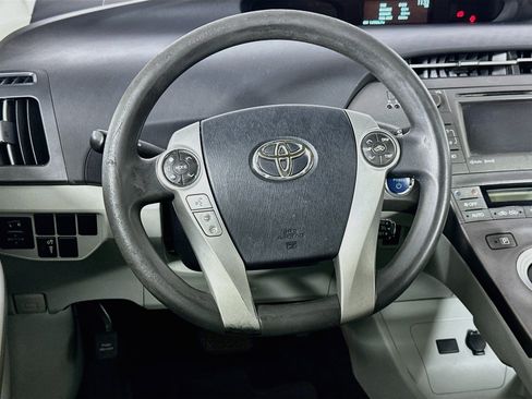 Used 2013 Toyota Prius Three FWD image 18