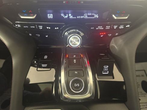 Used 2022 Acura MDX A-Spec image 17