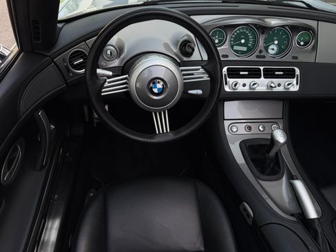 Used 2002 BMW Z8 RWD image 37