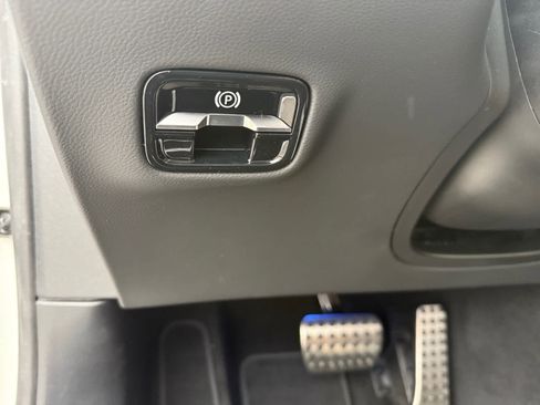 New 2026 Mercedes-Benz E 53 AMG e 4MATIC Sedan image 22