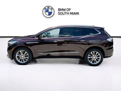 Used 2022 Buick Enclave Avenir FWD image 4