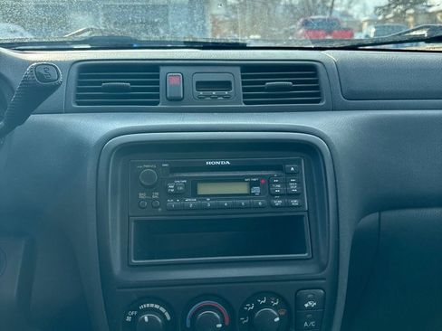 Used 2013 Chrysler 200 Touring image 20