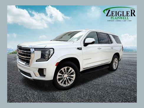 Used 2022 GMC Yukon SLT w/ SLT Premium Package AWD/4WD image 1