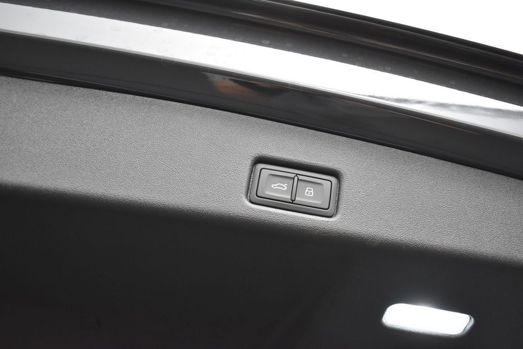 New 2026 Audi Q5 Premium AWD/4WD image 17