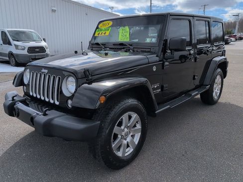Used 2018 Jeep Wrangler Unlimited Sahara w/ Dual Top Group image 2
