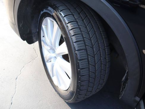 Used 2010 MAZDA CX-9 Grand Touring w/ Moonroof & Bose Audio Pkg AWD/4WD image 22