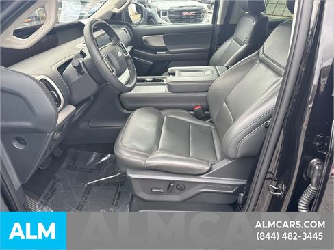 Certified 2025 Ford Expedition Active image 10