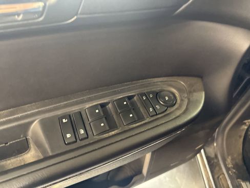 Used 2017 GMC Acadia Limited SLT image 19