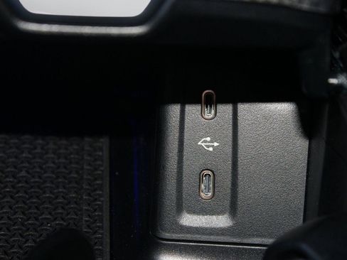 Certified 2025 Mercedes-Benz GLC 300 GLC 300 image 26