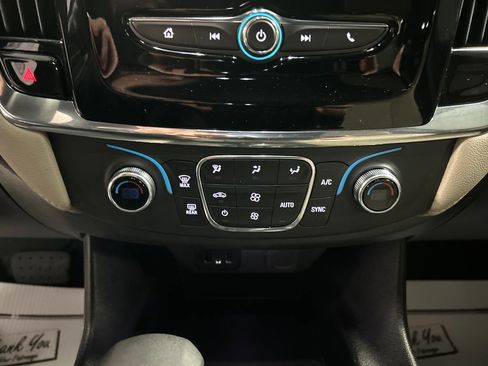 Used 2023 Chevrolet Traverse LS w/ Midnight/Sport Edition image 19