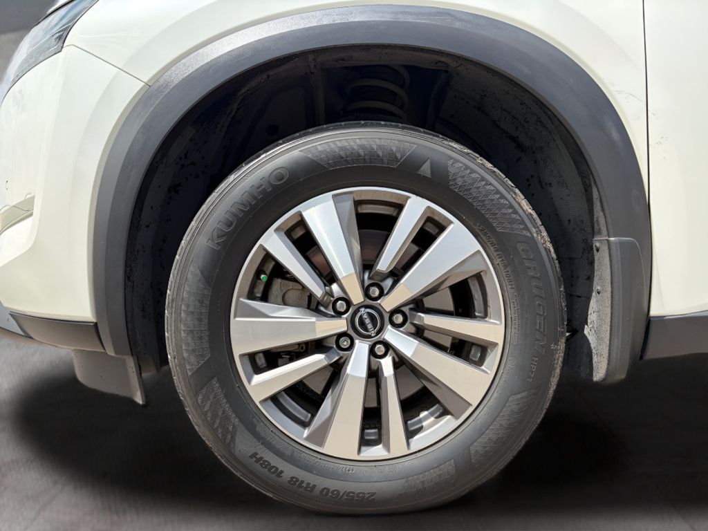 Certified 2023 Nissan Pathfinder SL FWD image 33