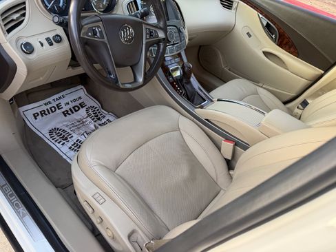 Used 2013 Buick LaCrosse Premium w/ Driver Confidence Package FWD image 20