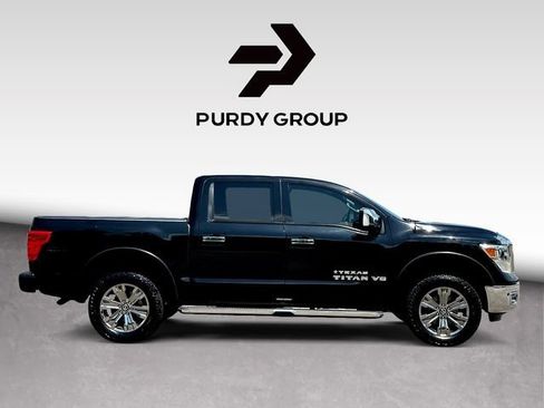 Used 2018 Nissan Titan SL w/ Texas Titan Edition AWD/4WD image 9
