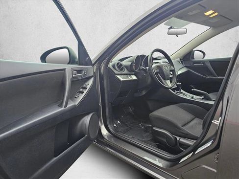 Used 2013 MAZDA MAZDA3 i Touring image 17
