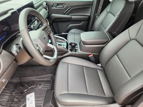 New 2026 Chevrolet Colorado Trail Boss AWD/4WD image 9