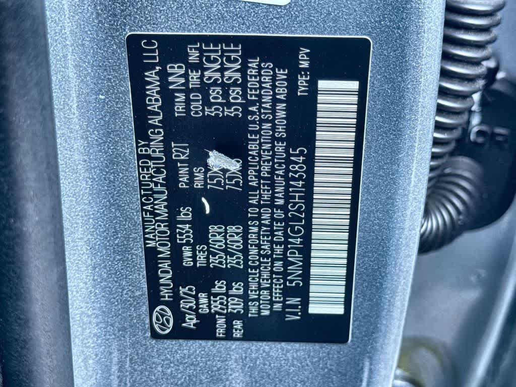Used 2025 Hyundai Santa Fe SE FWD image 29
