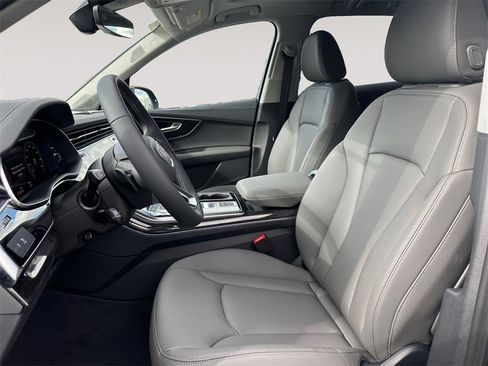 New 2026 Audi Q7 3.0T Premium image 9