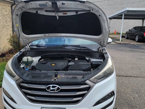 Used 2016 Hyundai Tucson SE w/ Option Group 02 image 11