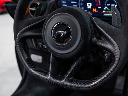 Used 2019 McLaren 720S Performance RWD image 41