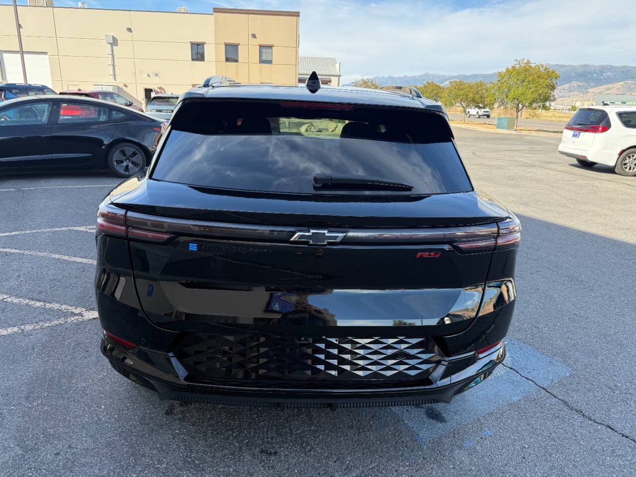Used 2024 Chevrolet Equinox EV RS AWD/4WD image 6