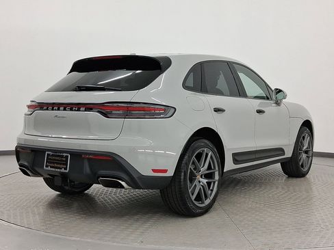 Used 2026 Porsche Macan image 9