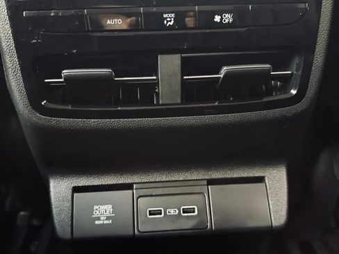 Used 2022 Acura MDX FWD w/ Technology Package image 6