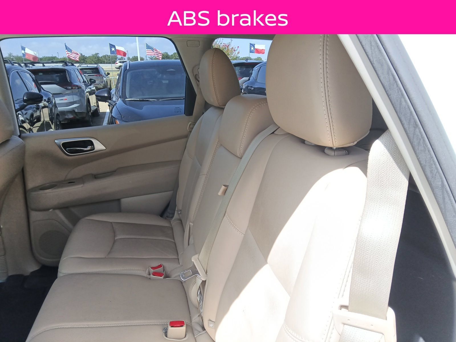 Used 2016 Nissan Pathfinder SL w/ SL Premium Package FWD image 8