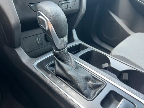 Used 2018 Ford Escape SE FWD image 22