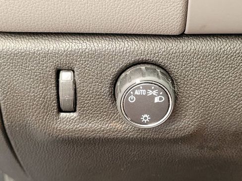 Used 2019 Chevrolet Colorado LT image 16