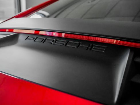 Certified 2019 Porsche 911 GT3 RS image 33