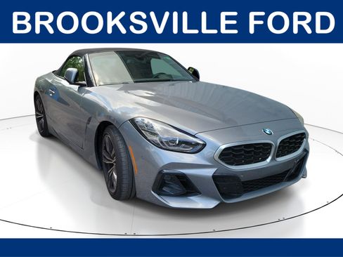 Used 2024 BMW Z4 sDrive30i w/ Premium Package RWD image 1