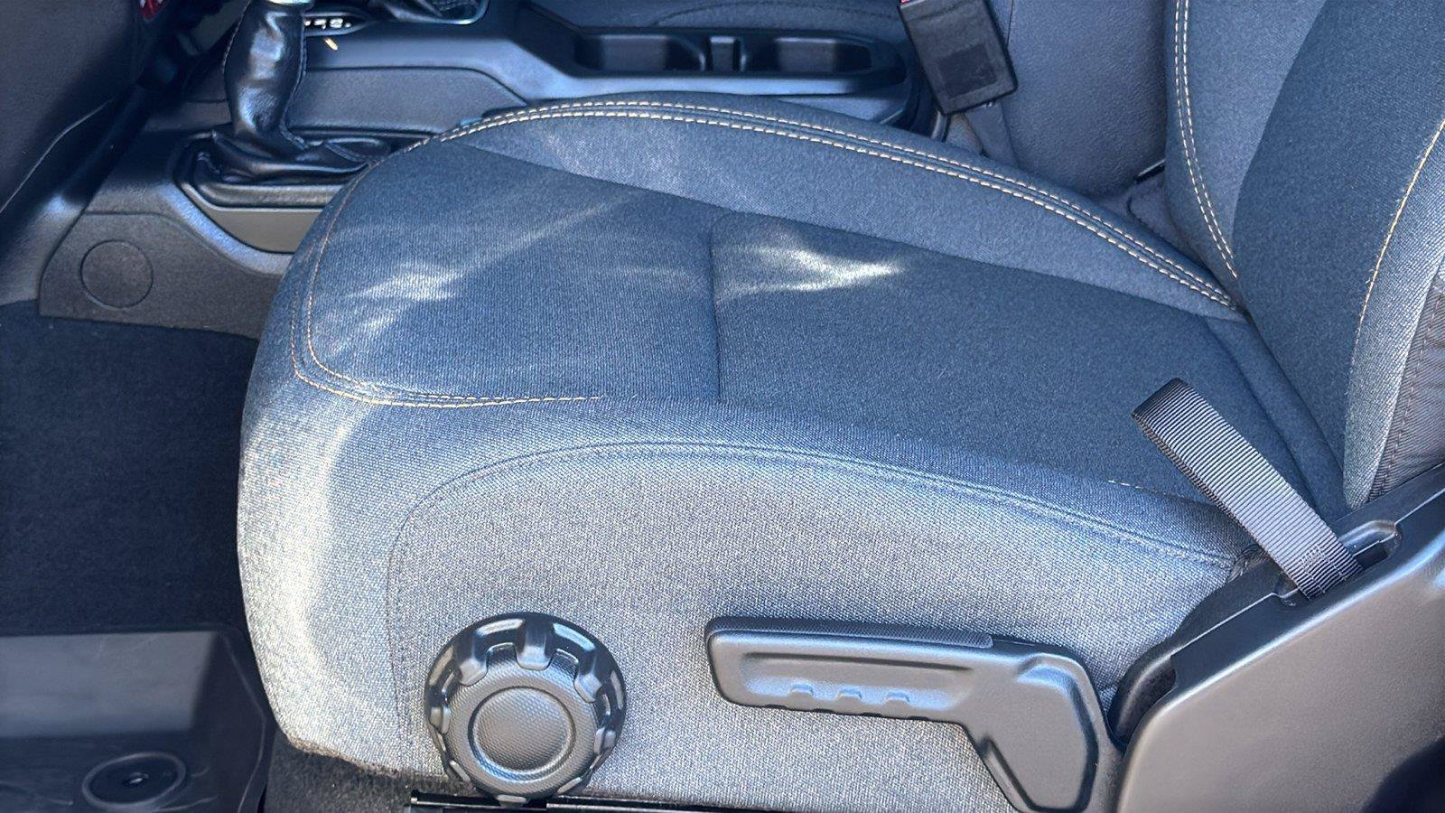 Used 2026 Jeep Gladiator Sport AWD/4WD image 29