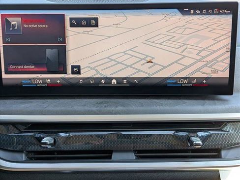 Used 2026 BMW X7 xDrive40i w/ Premium Package image 12