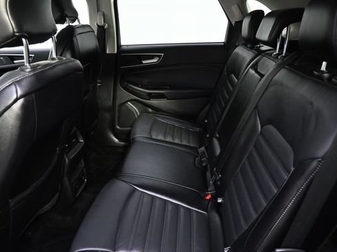 Used 2017 Ford Edge SEL w/ Equipment Group 201A AWD/4WD image 21
