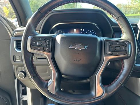 Used 2022 Chevrolet Tahoe RST AWD/4WD image 32