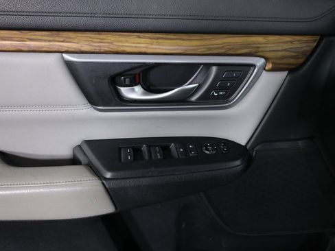 Used 2017 Honda CR-V EX-L image 9