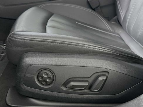 Used 2023 Audi A5 2.0T Premium Plus w/ Premium Plus image 17