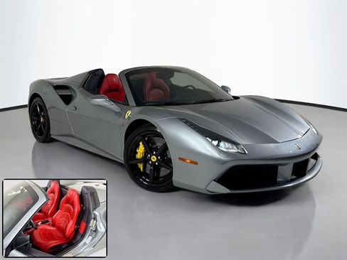 Used 2019 Ferrari 488 Spider RWD image 2
